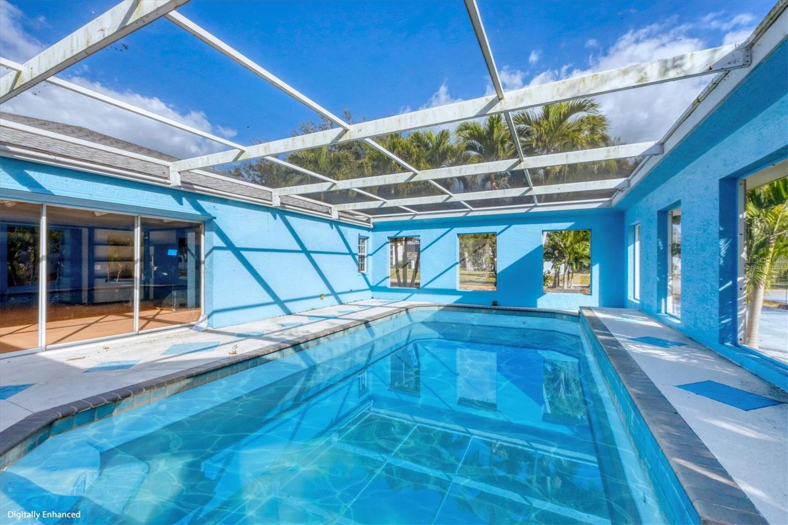 SOUTH VENICE - Residential