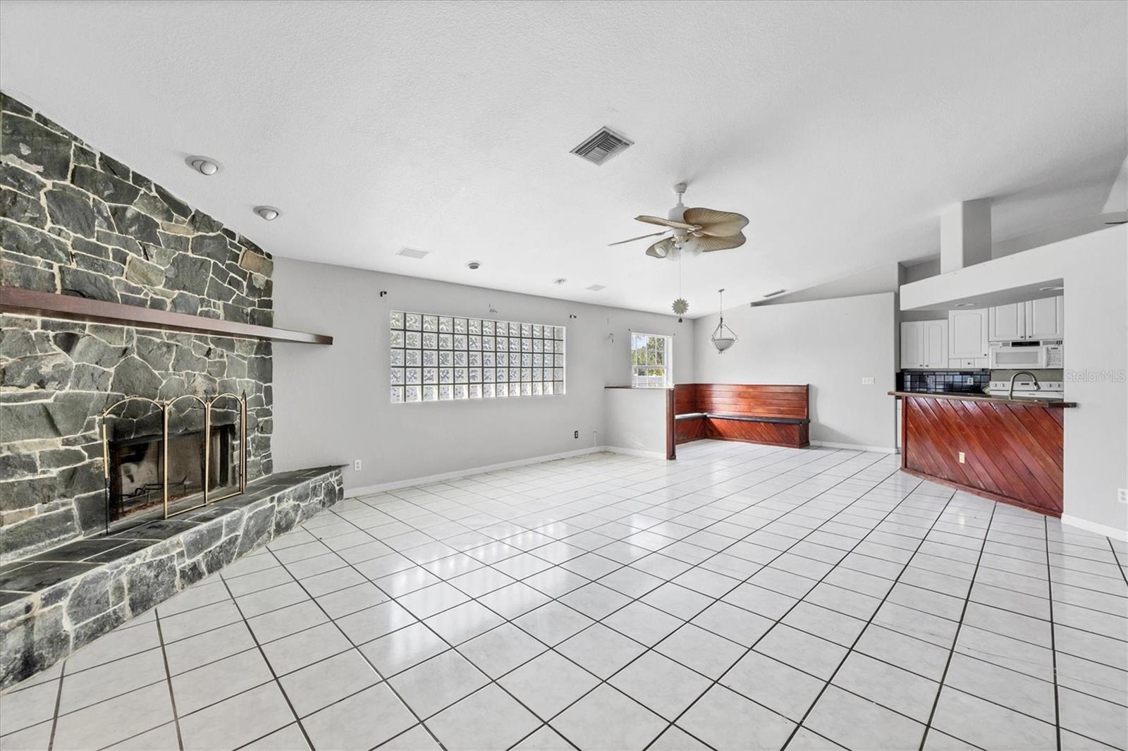 SOUTH VENICE - Residential