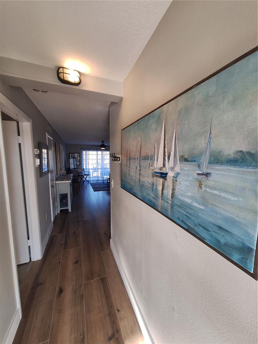 HOLIDAY APTS - Residential Lease