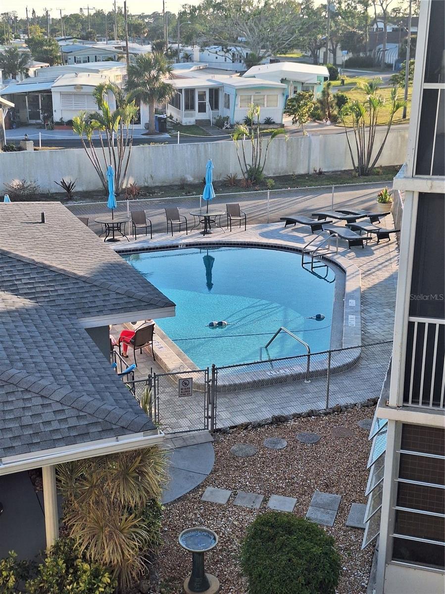 HOLIDAY APTS - Residential Lease