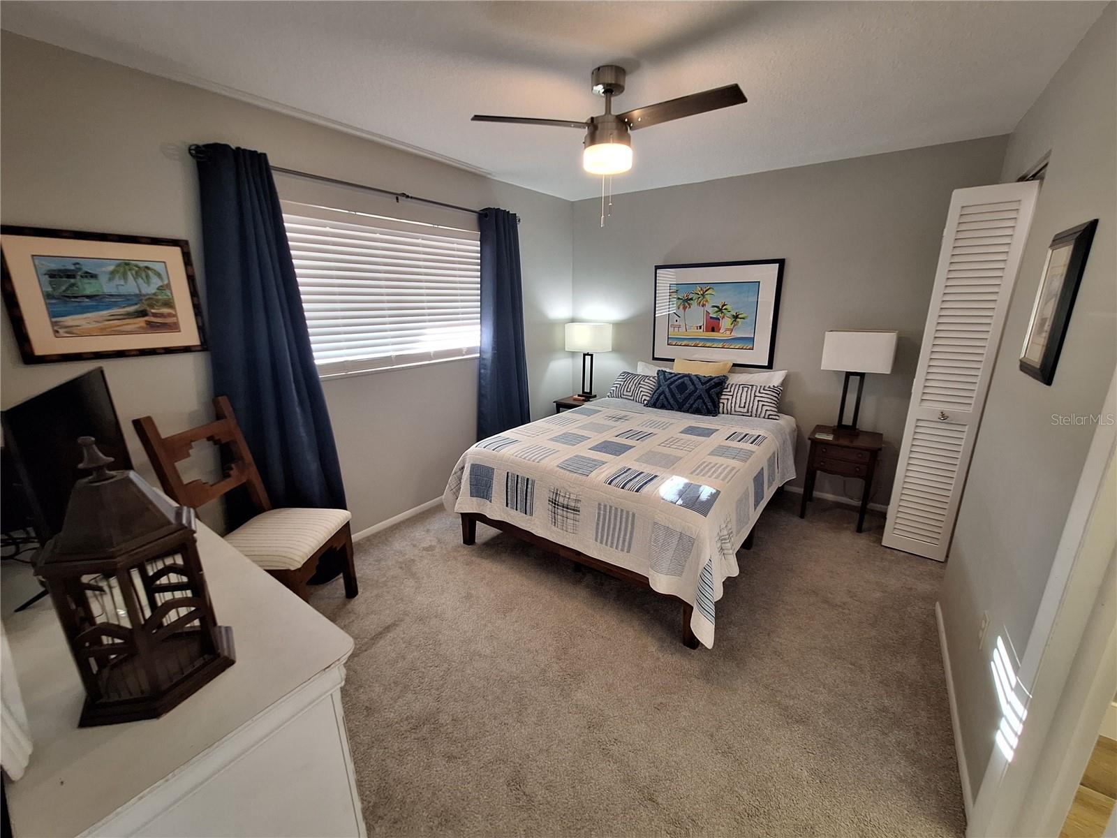 HOLIDAY APTS - Residential Lease