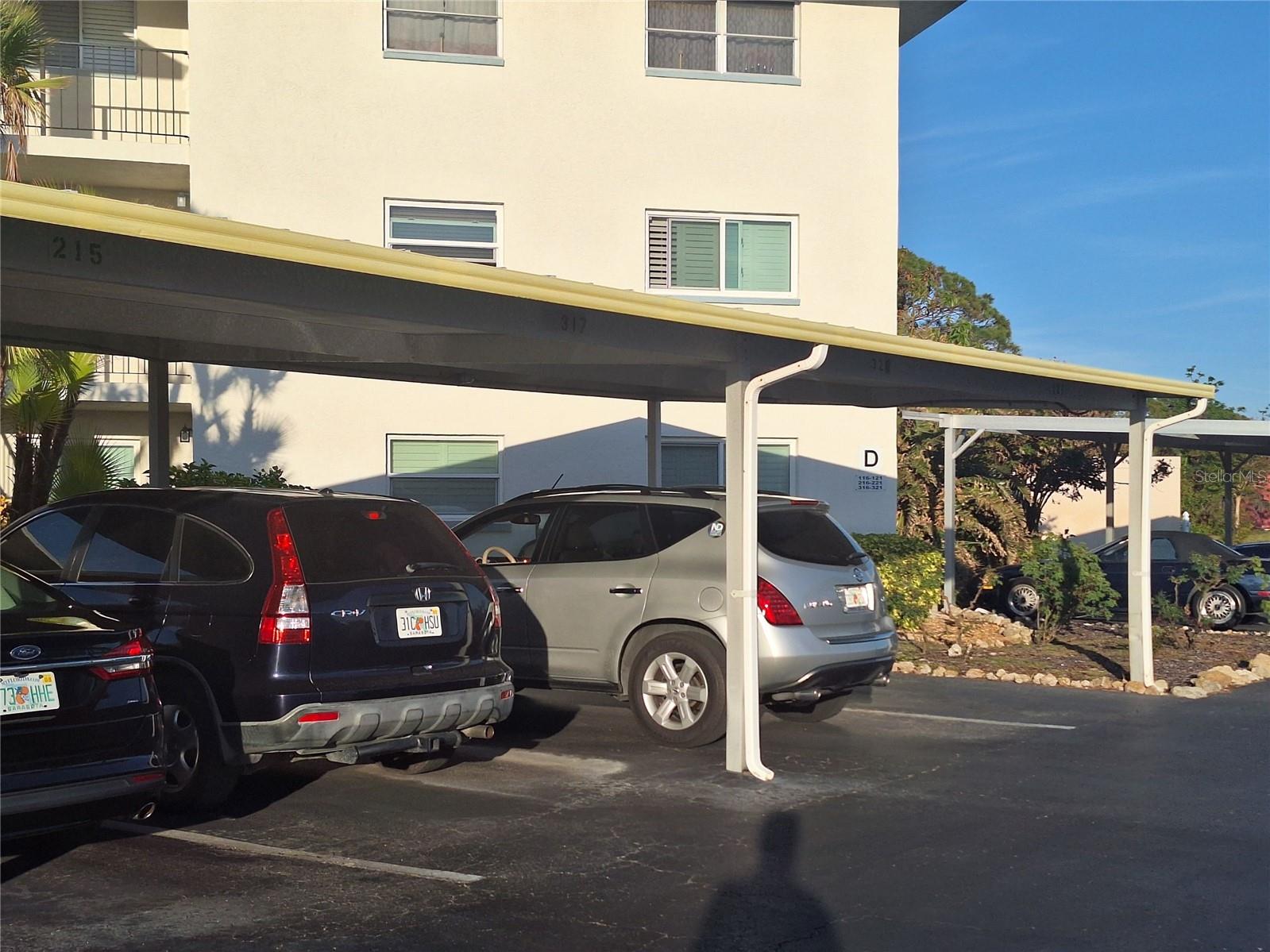 HOLIDAY APTS - Residential Lease