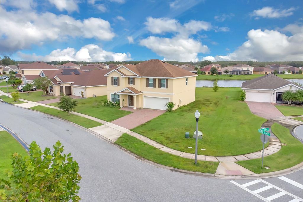 Photo of 2437 Addison Creek Drive, Kissimmee, FL 34758 (MLS # S5133685)