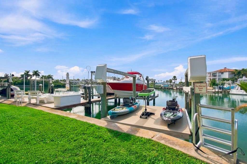 Photo of 245 116th Avenue #245, Treasure Island, FL 33706 (MLS # TB8541825)