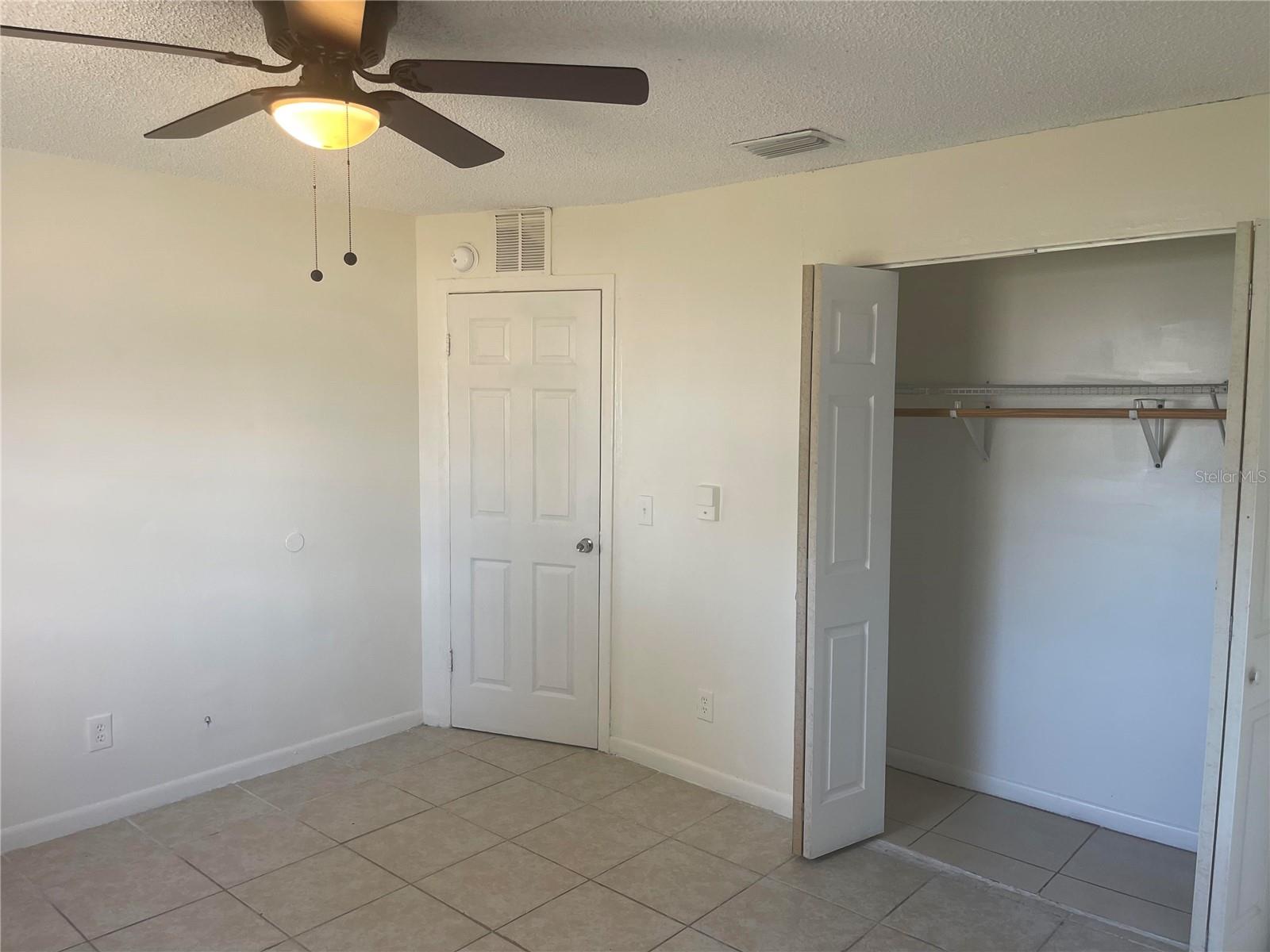 HENDERSON ROAD SUB UNIT 5 - Residential Lease