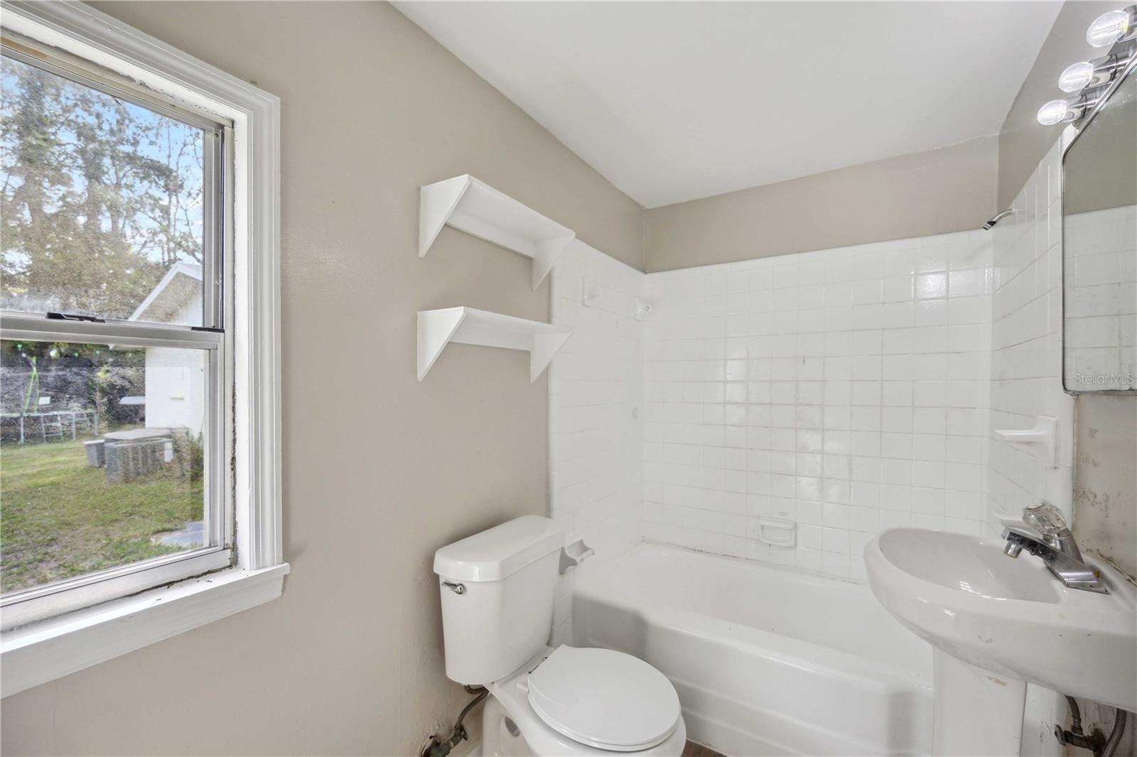 BACH - Residential Income