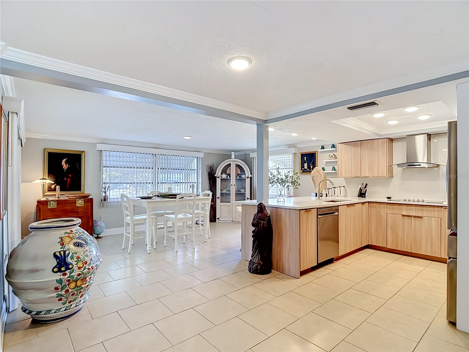FLOR A MAR - Residential