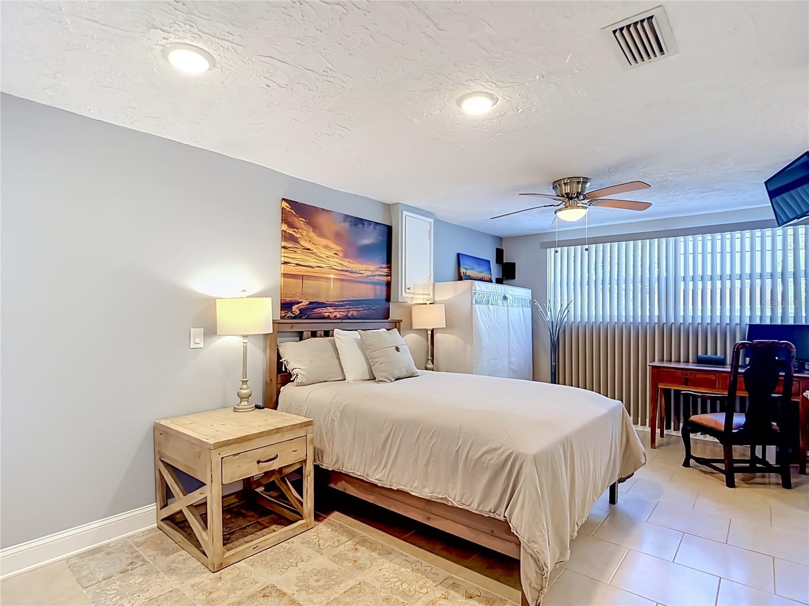 FLOR A MAR - Residential