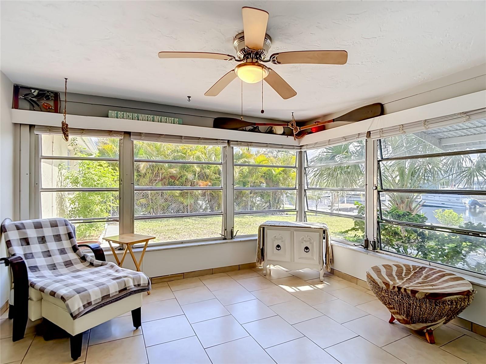 FLOR A MAR - Residential