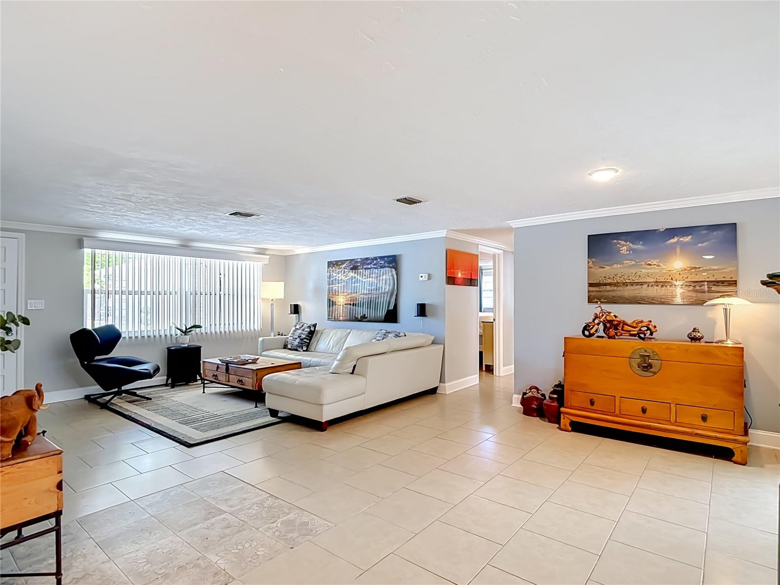 FLOR A MAR - Residential