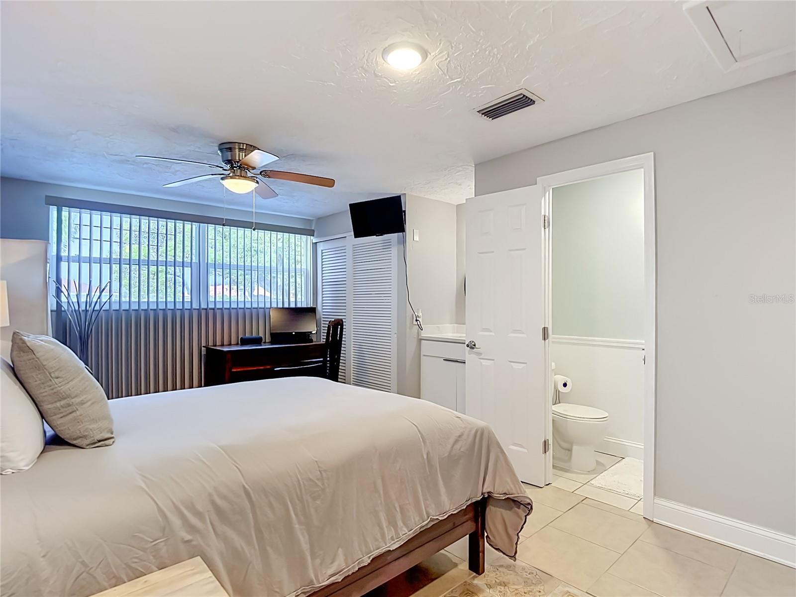 FLOR A MAR - Residential
