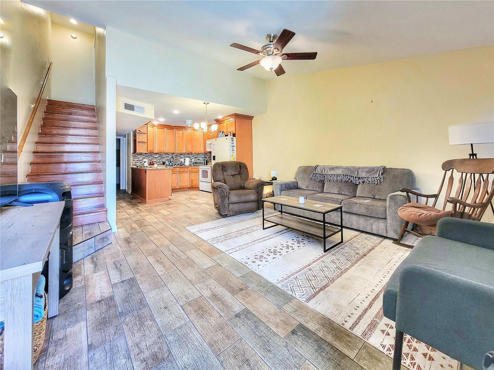 2508 SW 35TH PLACE 18
