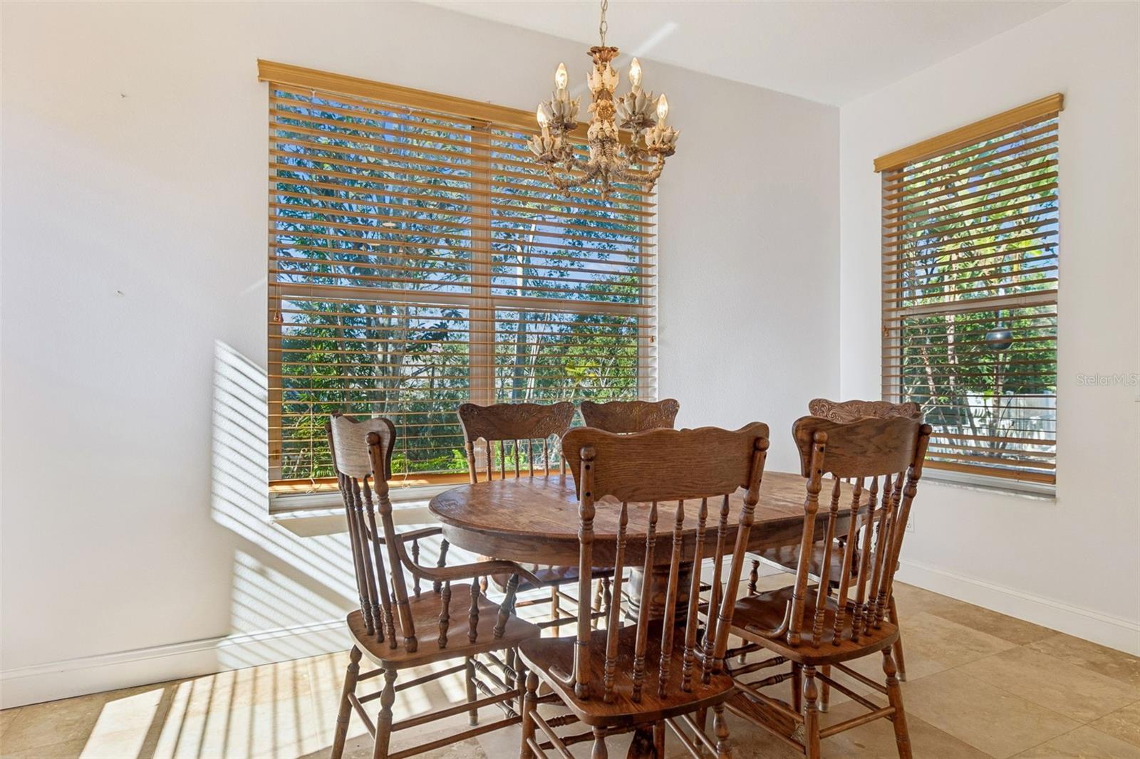 GRASSY POINTE - PH 1 - Residential