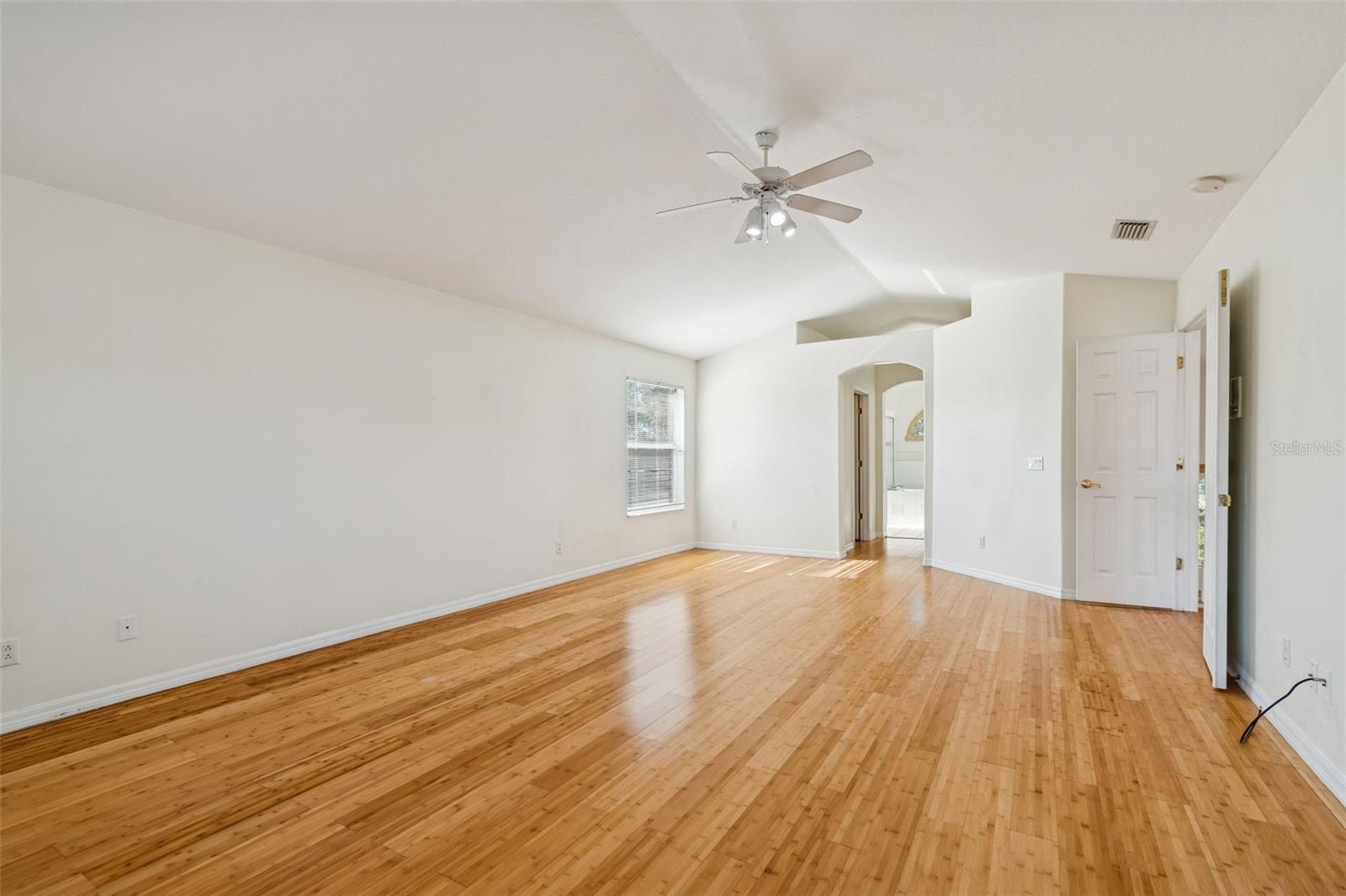 GRASSY POINTE - PH 1 - Residential