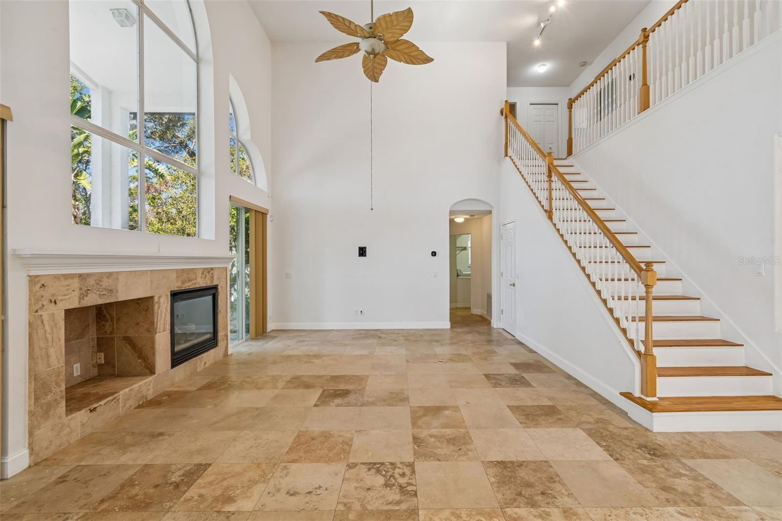 GRASSY POINTE - PH 1 - Residential