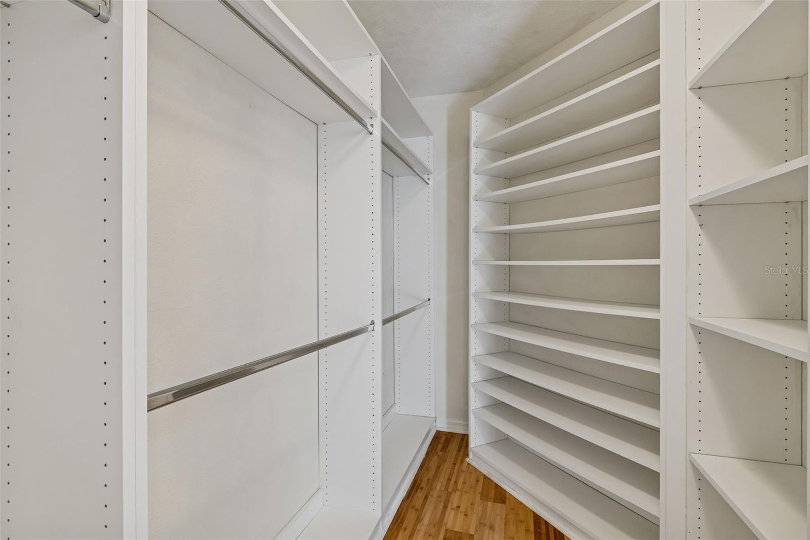 GRASSY POINTE - PH 1 - Residential