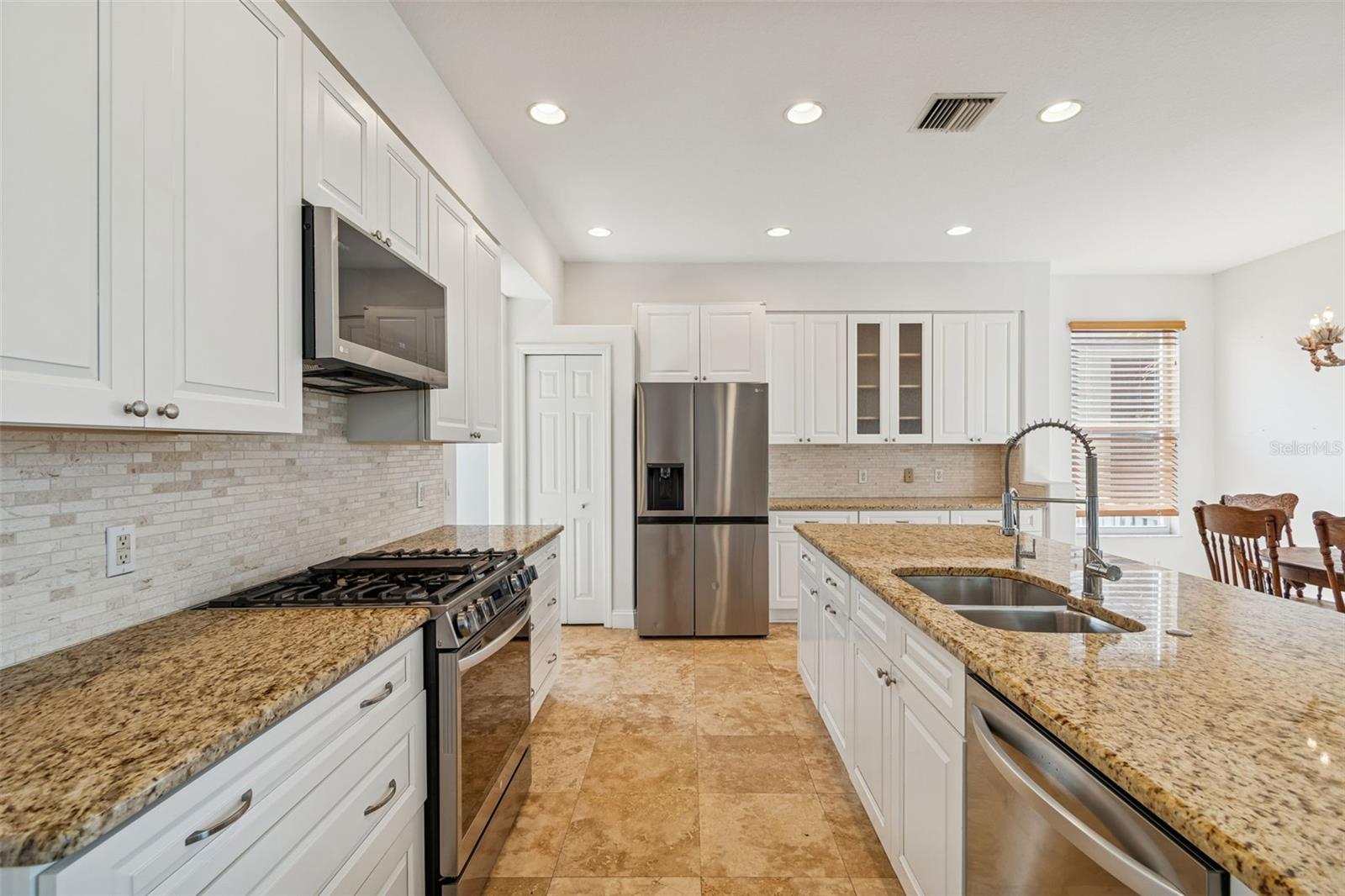 GRASSY POINTE - PH 1 - Residential