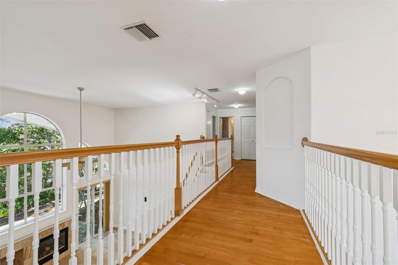 GRASSY POINTE - PH 1 - Residential