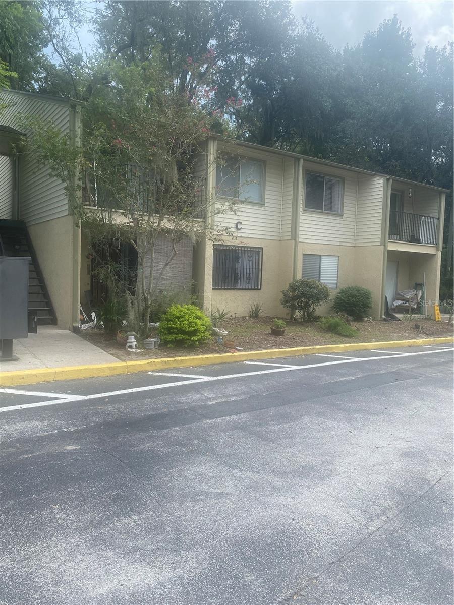 Photo of 1015 SW 9th Street #C-2, Gainesville, FL 32601 (MLS # GC543899)