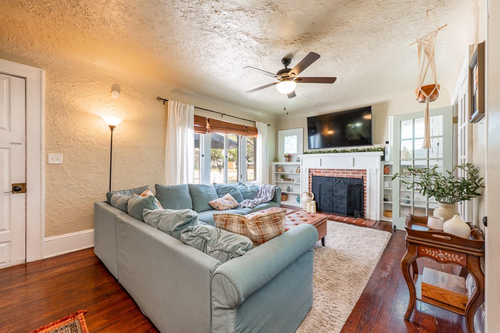 420 N CENTER STREET