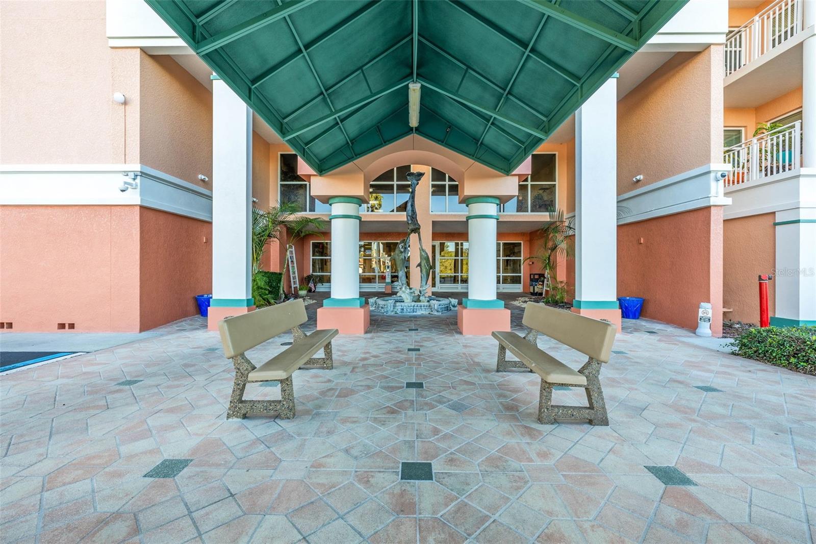 SEAVIEW PLACE AT GULF - Residential