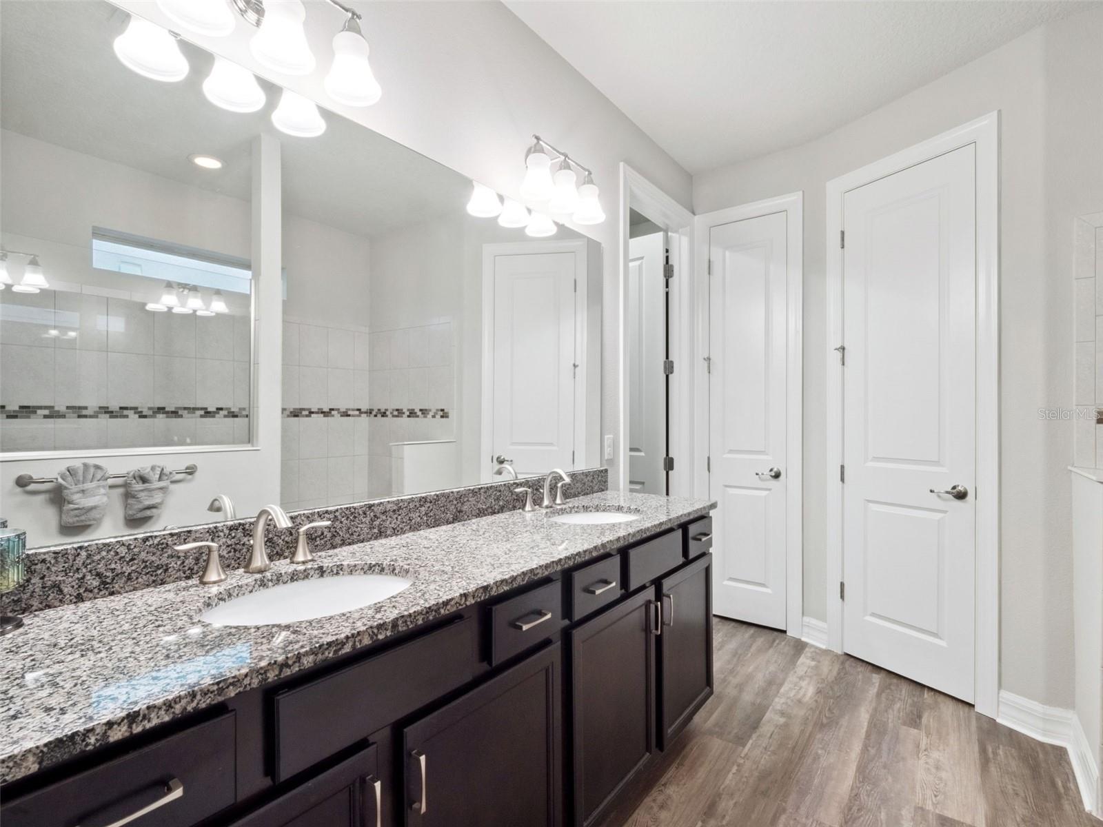 LAKEVIEW POINTE/HORIZON WEST - Residential