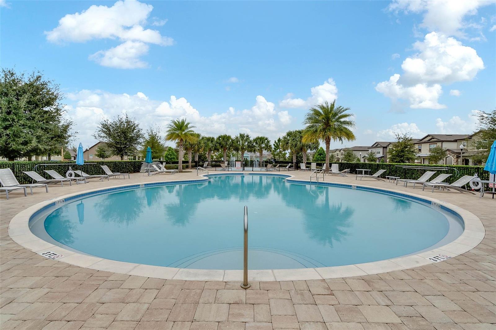 LAKEVIEW POINTE/HORIZON WEST - Residential