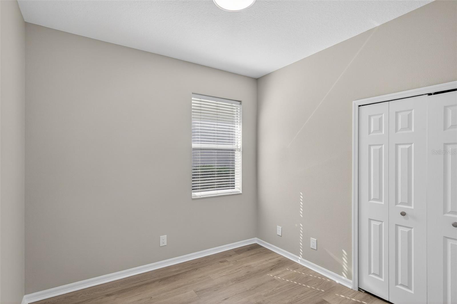 NORTHLAKE PK/LK NONA NBRHD 04B - Residential