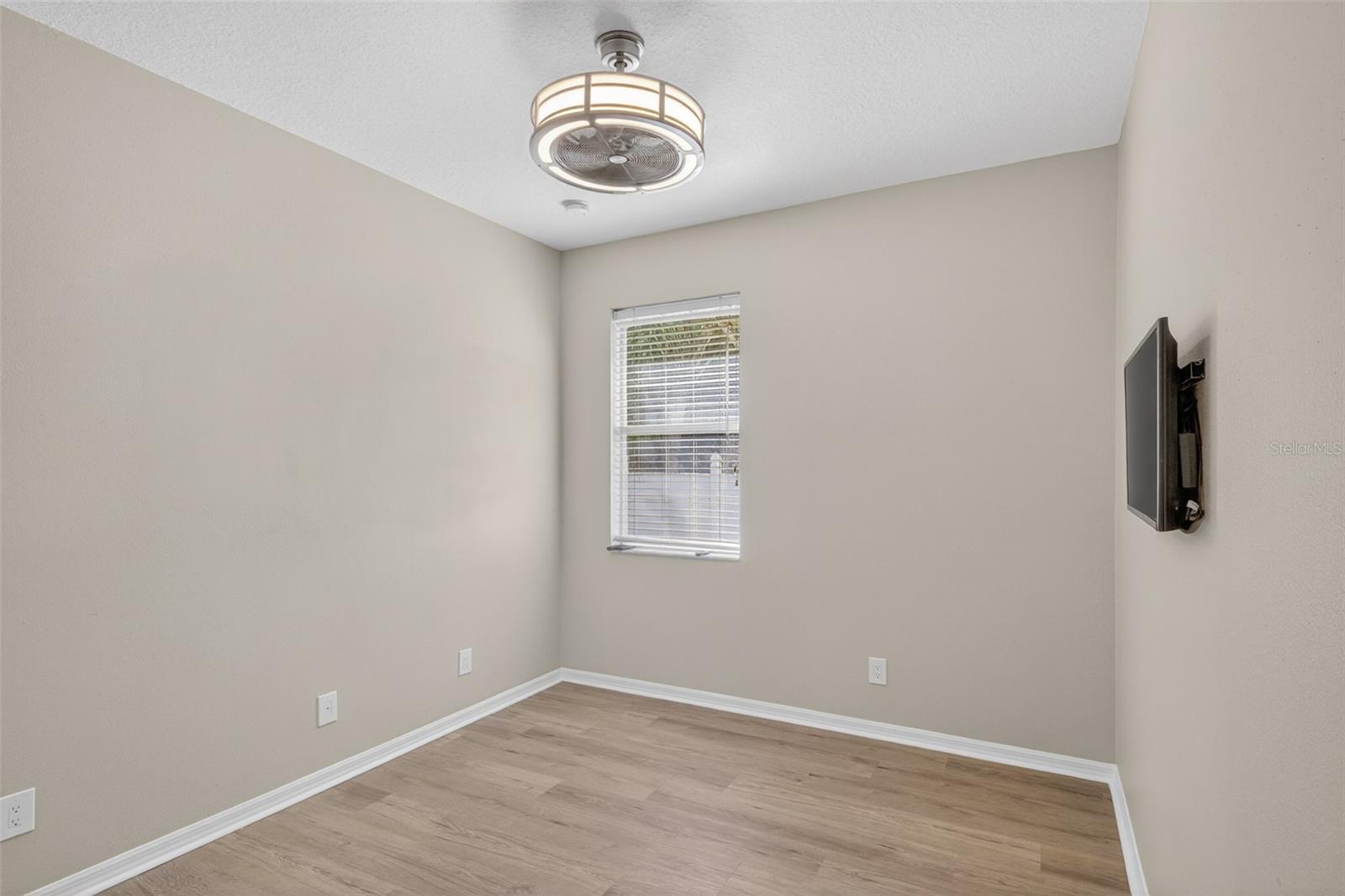 NORTHLAKE PK/LK NONA NBRHD 04B - Residential
