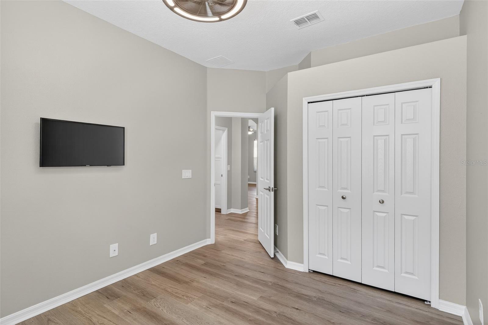 NORTHLAKE PK/LK NONA NBRHD 04B - Residential