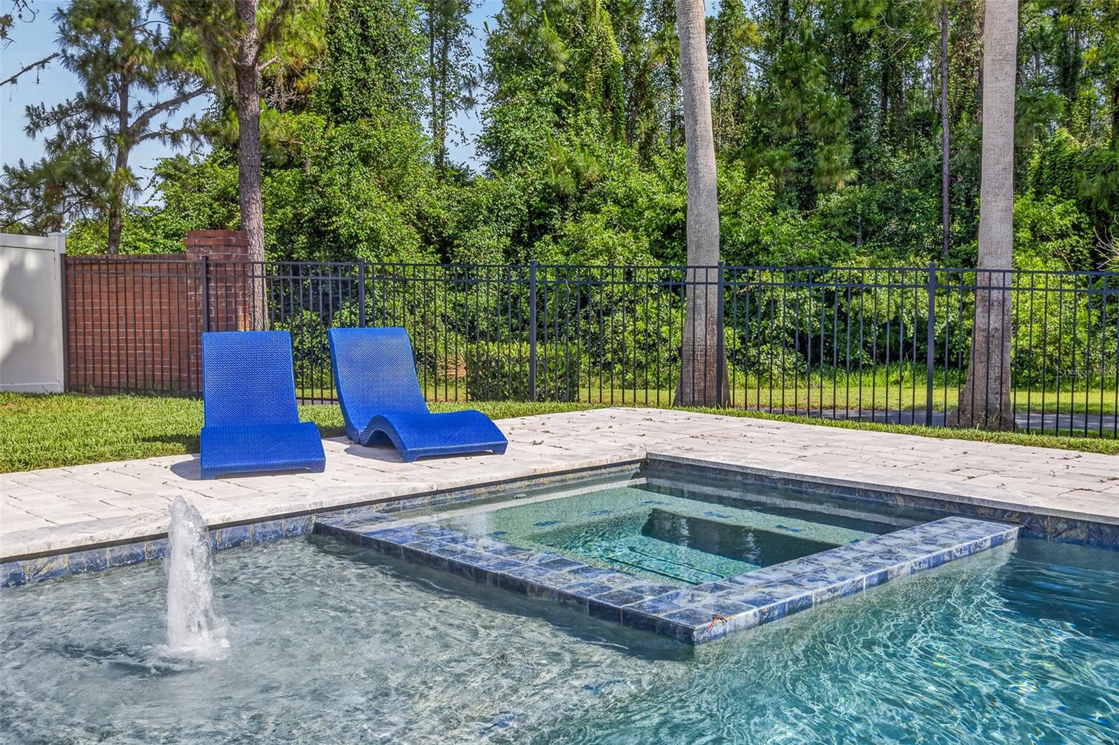 NORTHLAKE PK/LK NONA NBRHD 04B - Residential