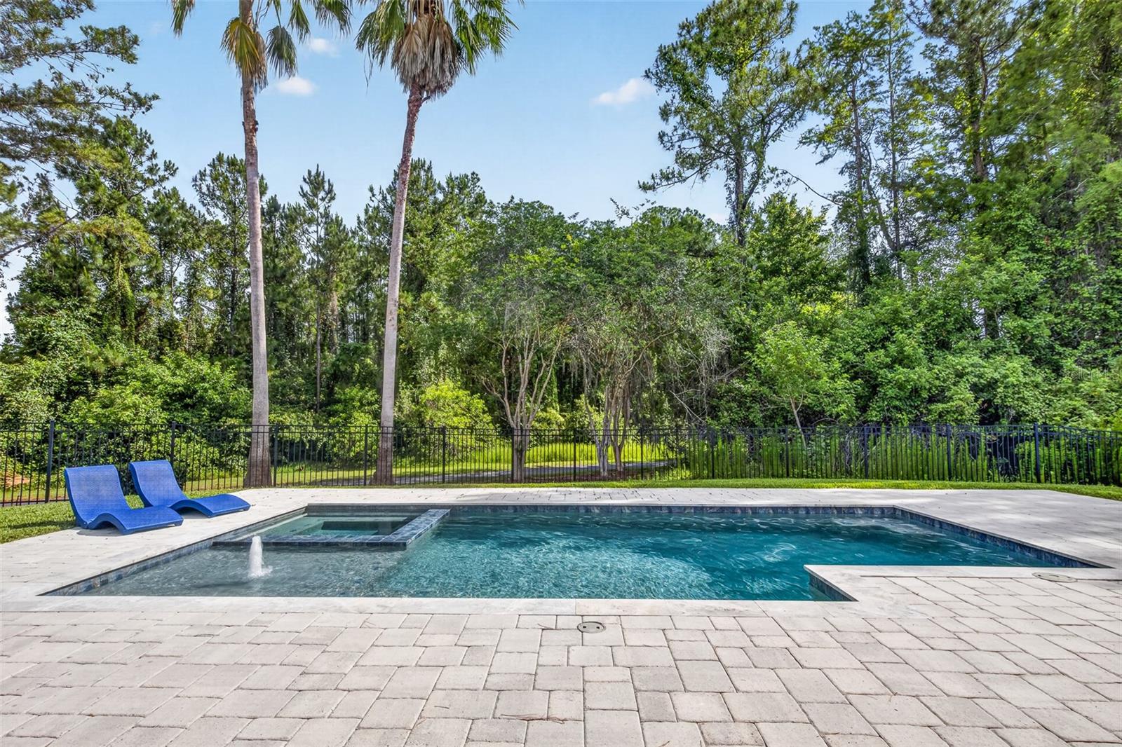NORTHLAKE PK/LK NONA NBRHD 04B - Residential