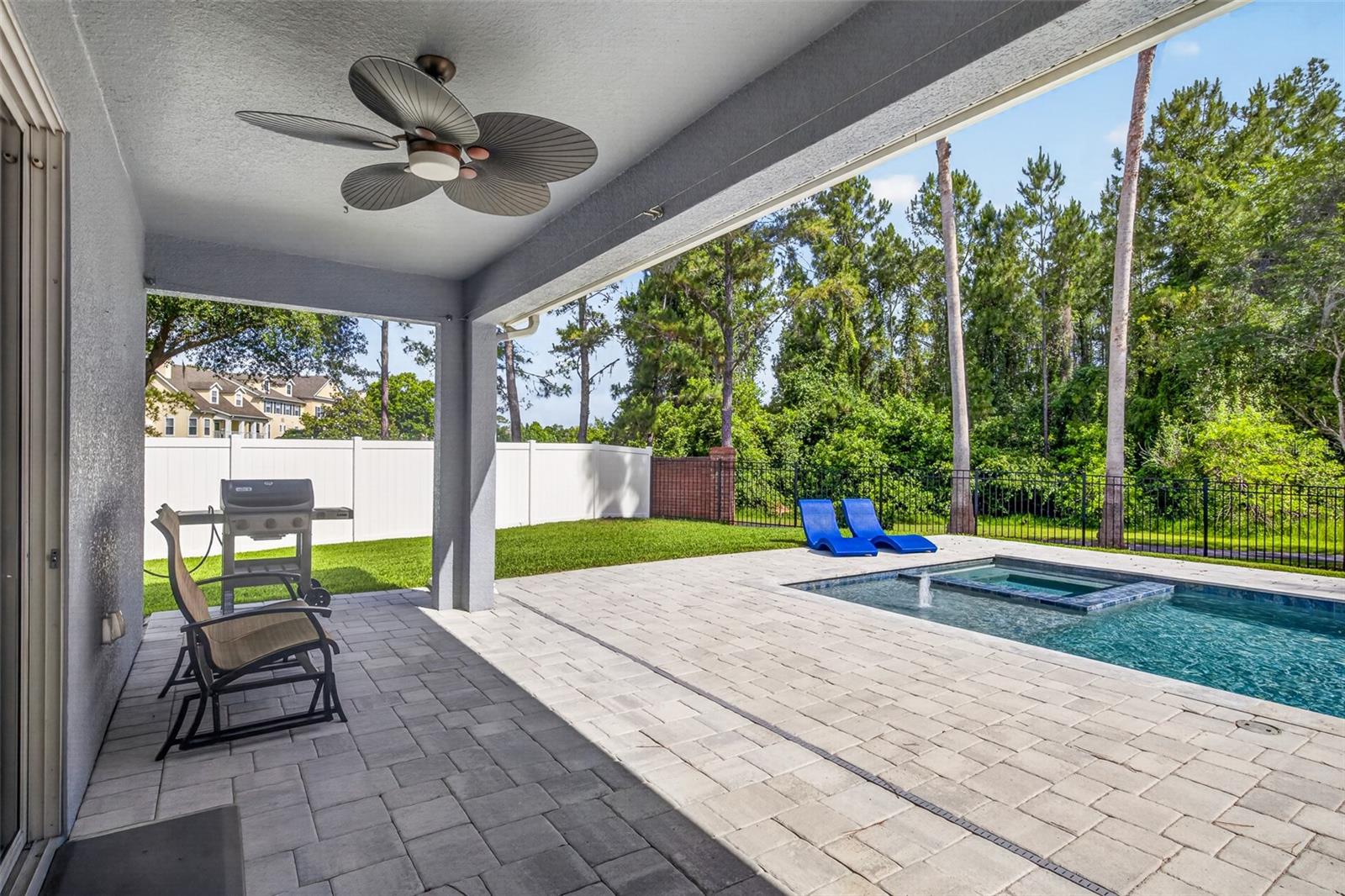 NORTHLAKE PK/LK NONA NBRHD 04B - Residential
