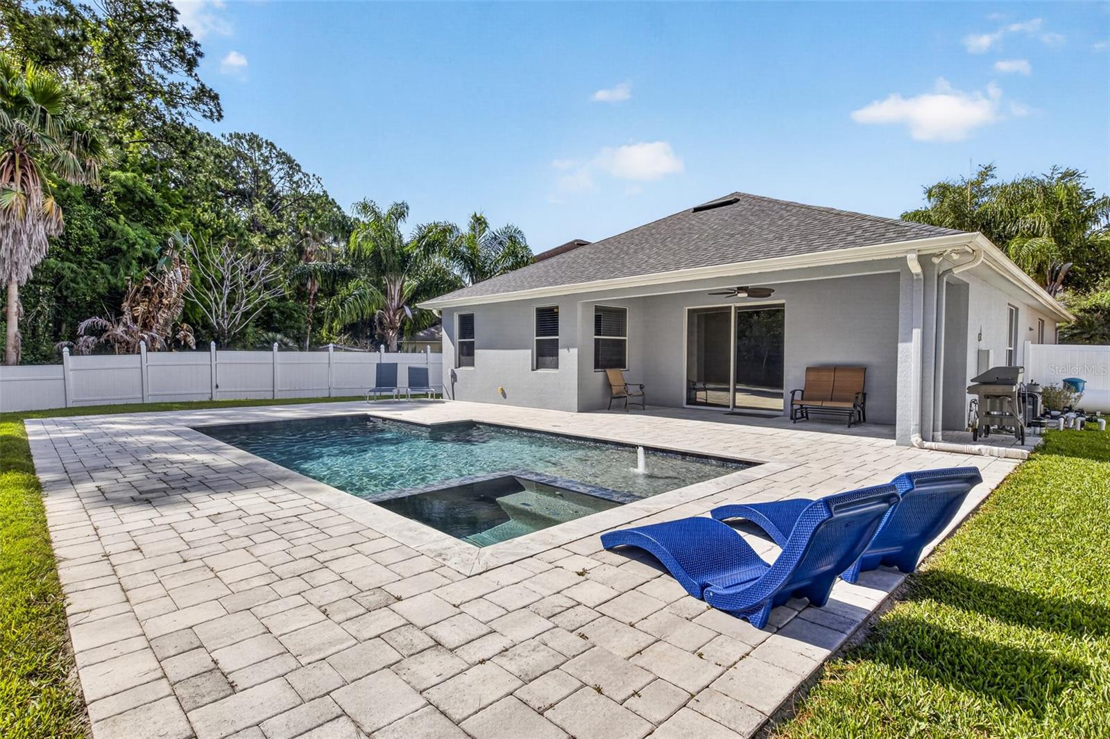 NORTHLAKE PK/LK NONA NBRHD 04B - Residential