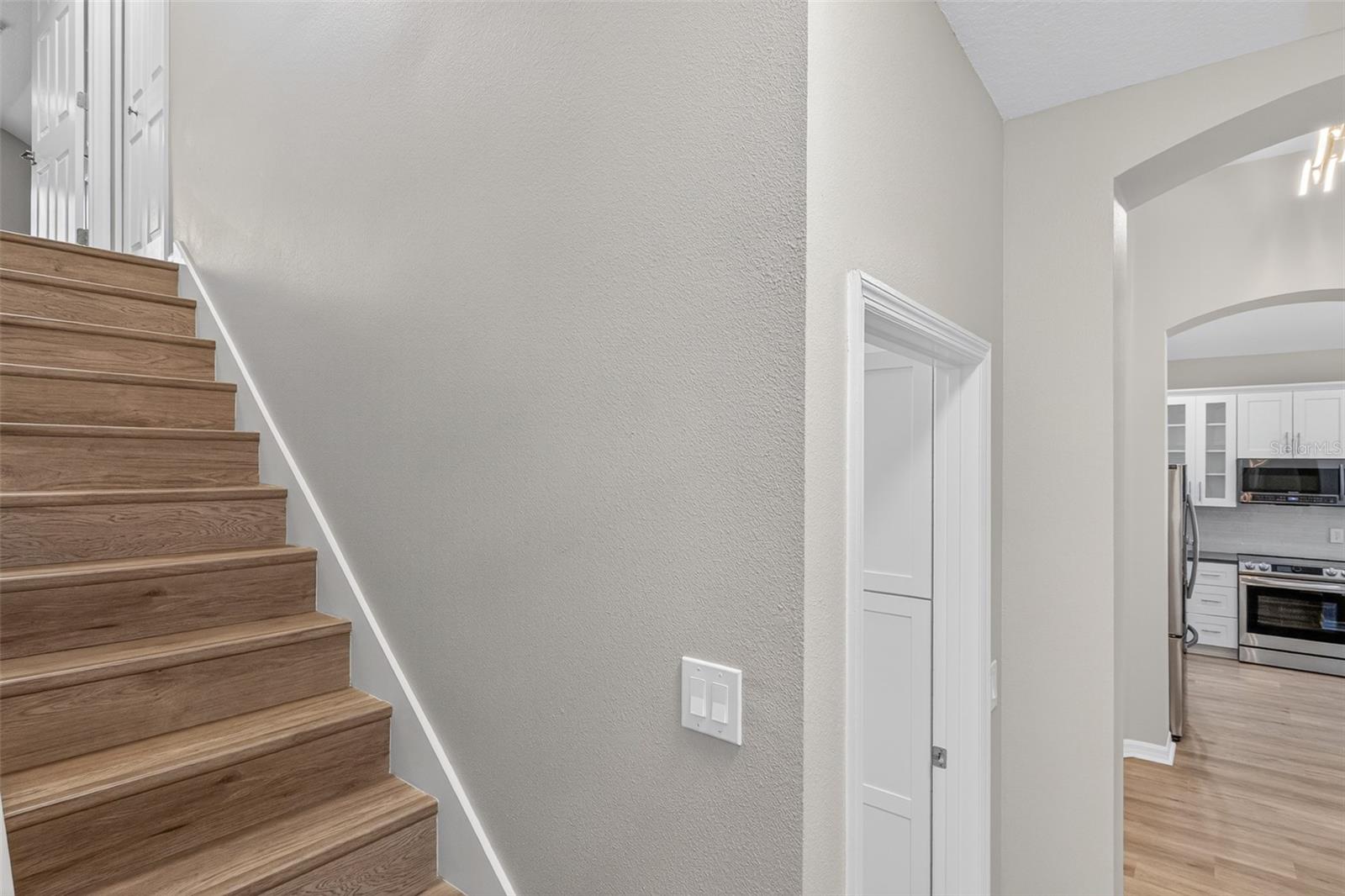 NORTHLAKE PK/LK NONA NBRHD 04B - Residential