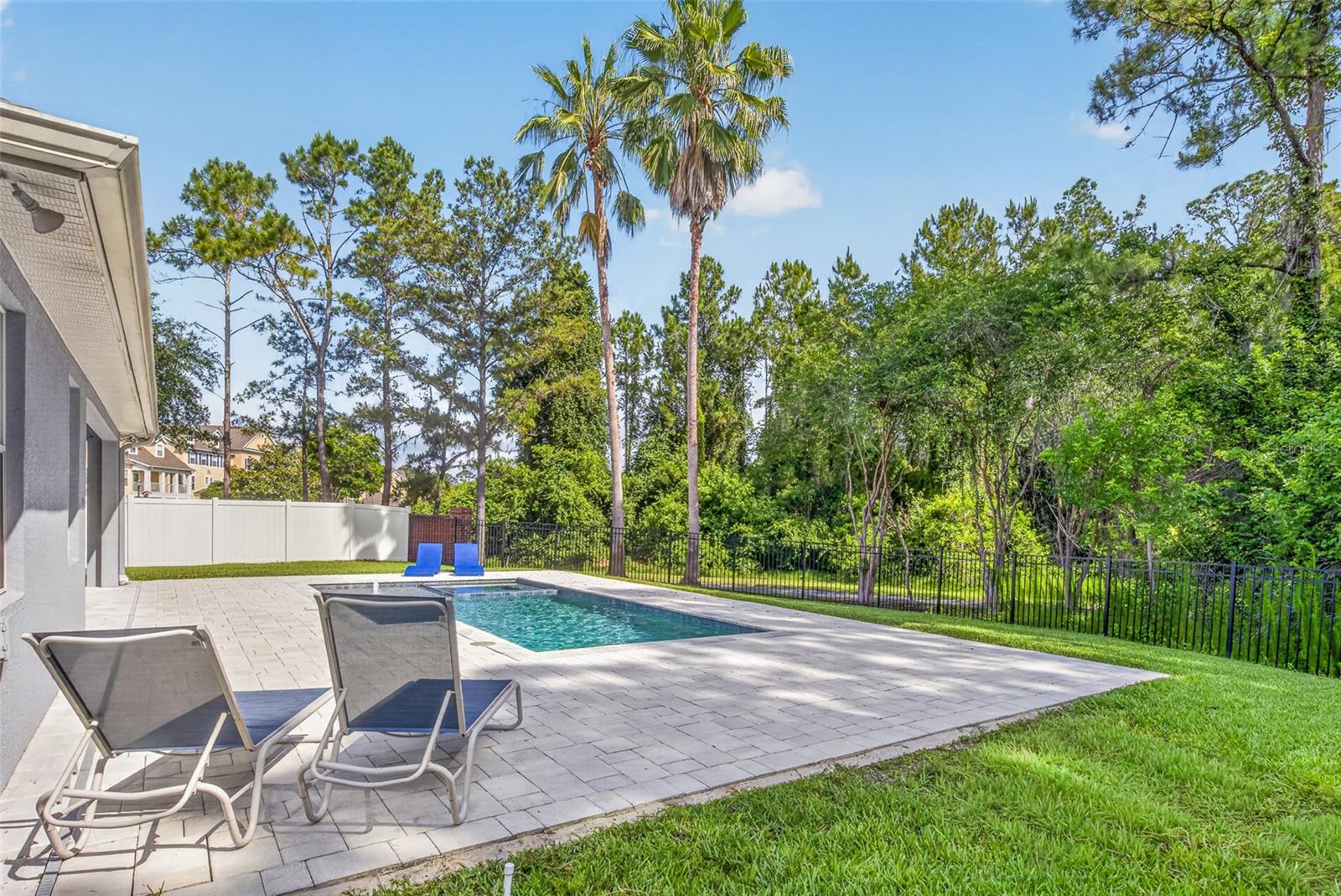 NORTHLAKE PK/LK NONA NBRHD 04B - Residential