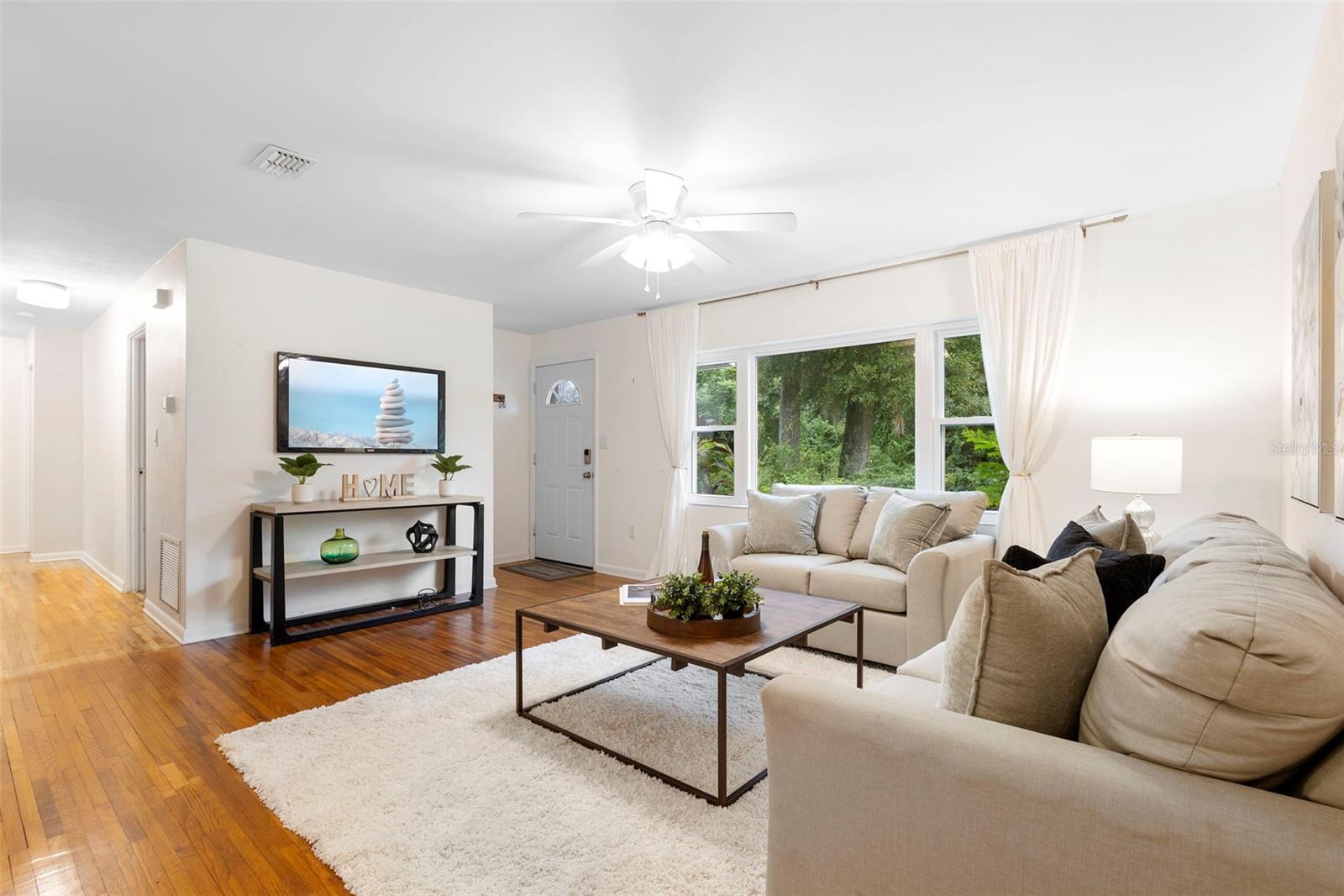 DANIELS - Residential