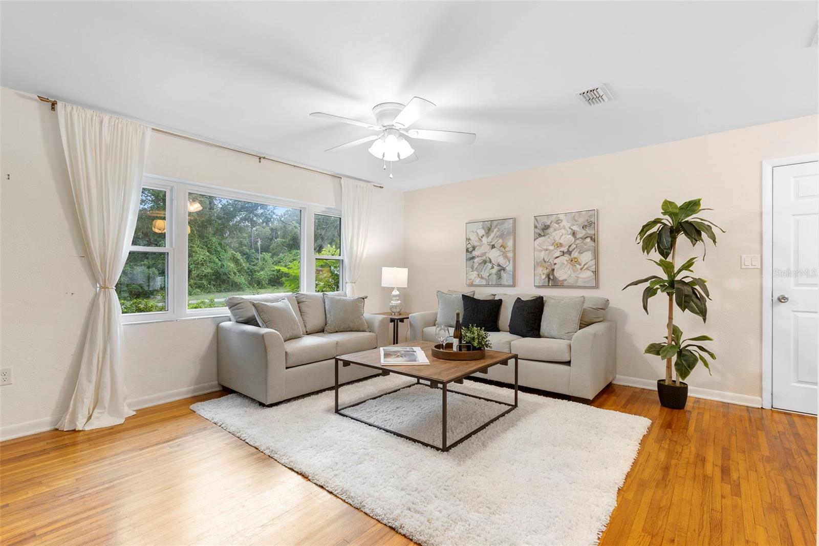 DANIELS - Residential