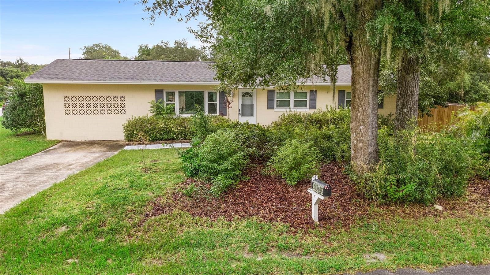 DANIELS - Residential