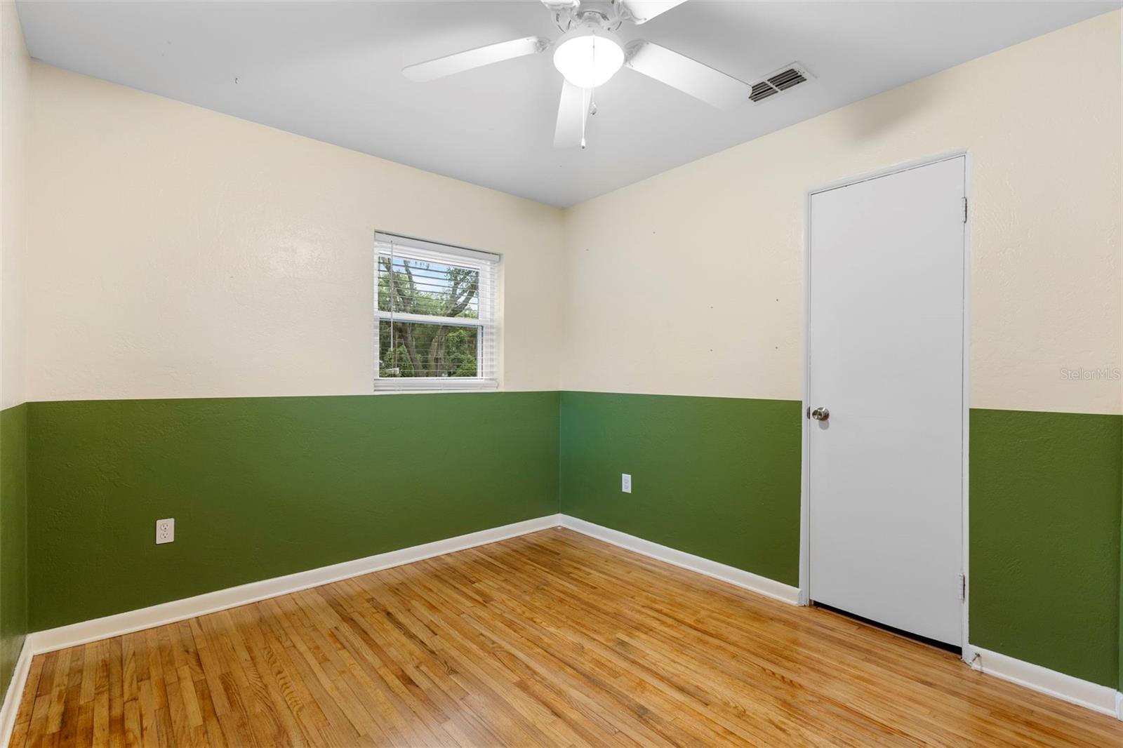 DANIELS - Residential