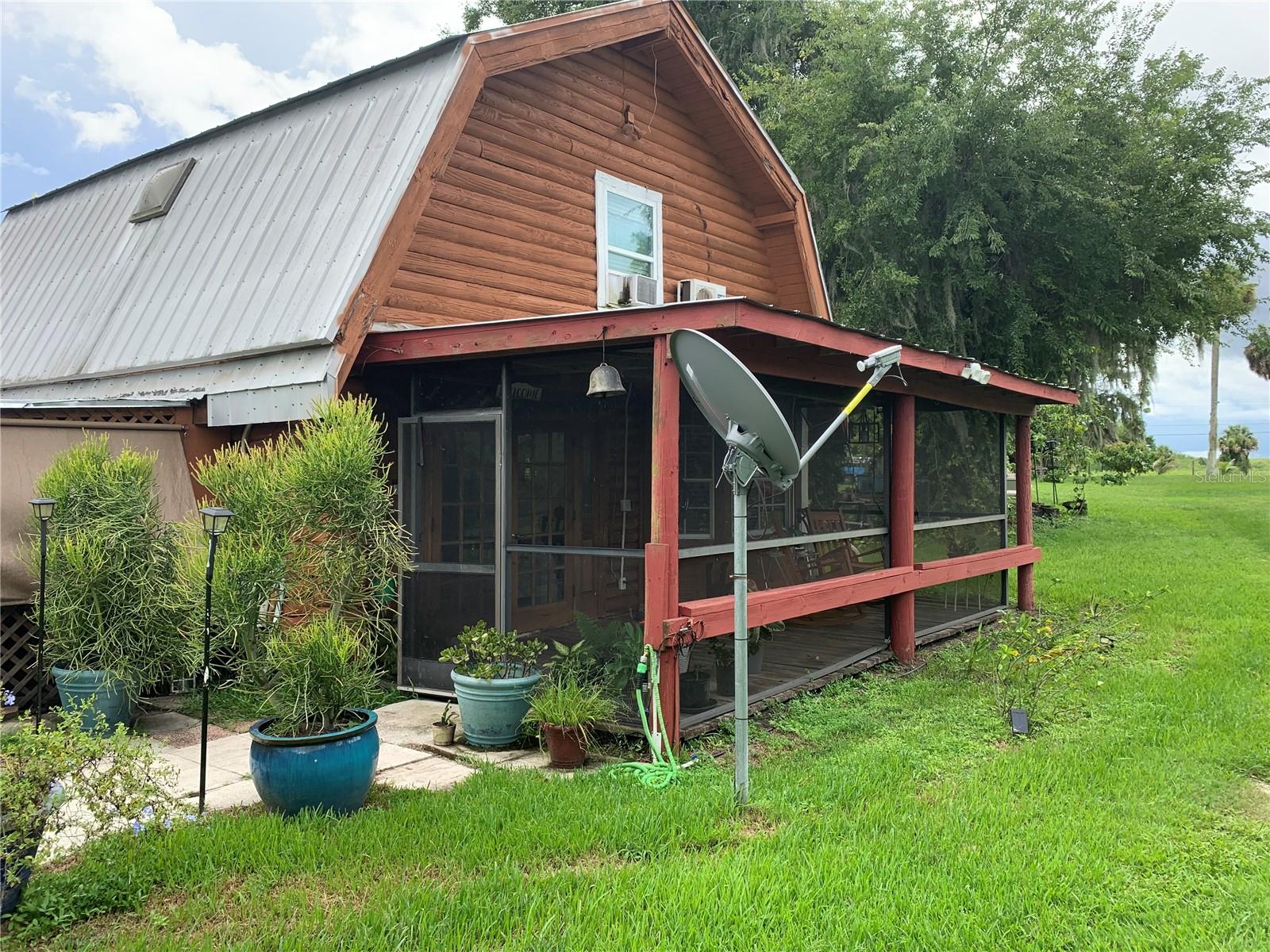 This beautiful dream home sits on a whopping 1+ of an acre of land, perfect for making your landscaping dreams come true. It has plenty of tropical trees ( many different fruits). Plenty of room for your animals to run free. Fully fence. Few minutes drive to Lake Okeechobee. Schedule your showing today before someone else snatches it up!