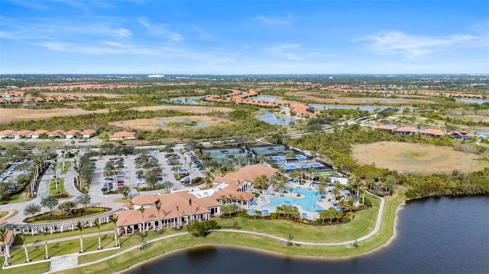 SARASOTA NATIONAL - Residential