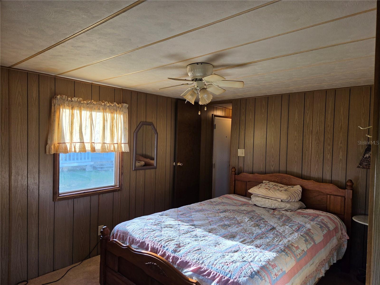 LAKE BRYANT SHORES - Residential