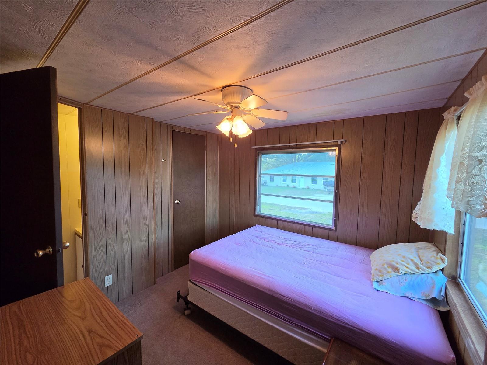 LAKE BRYANT SHORES - Residential