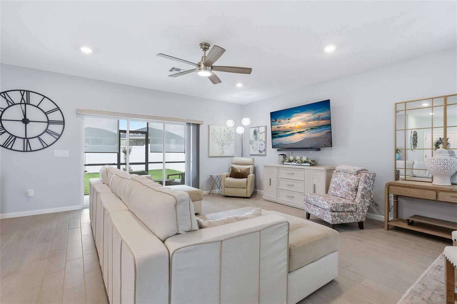 TRAILHEAD LANDING - Residential