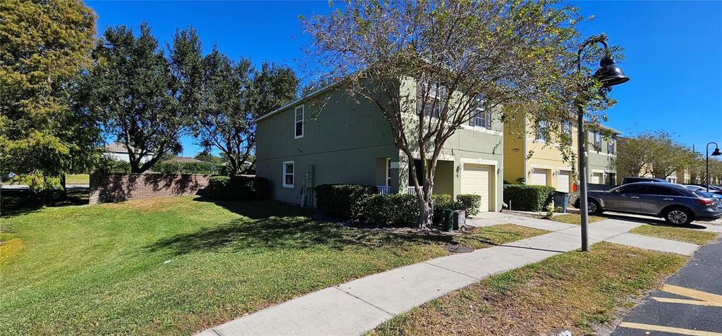 Photo of 776 Cresting Oak Circle #70, Orlando, FL 32824 (MLS # O6398336)