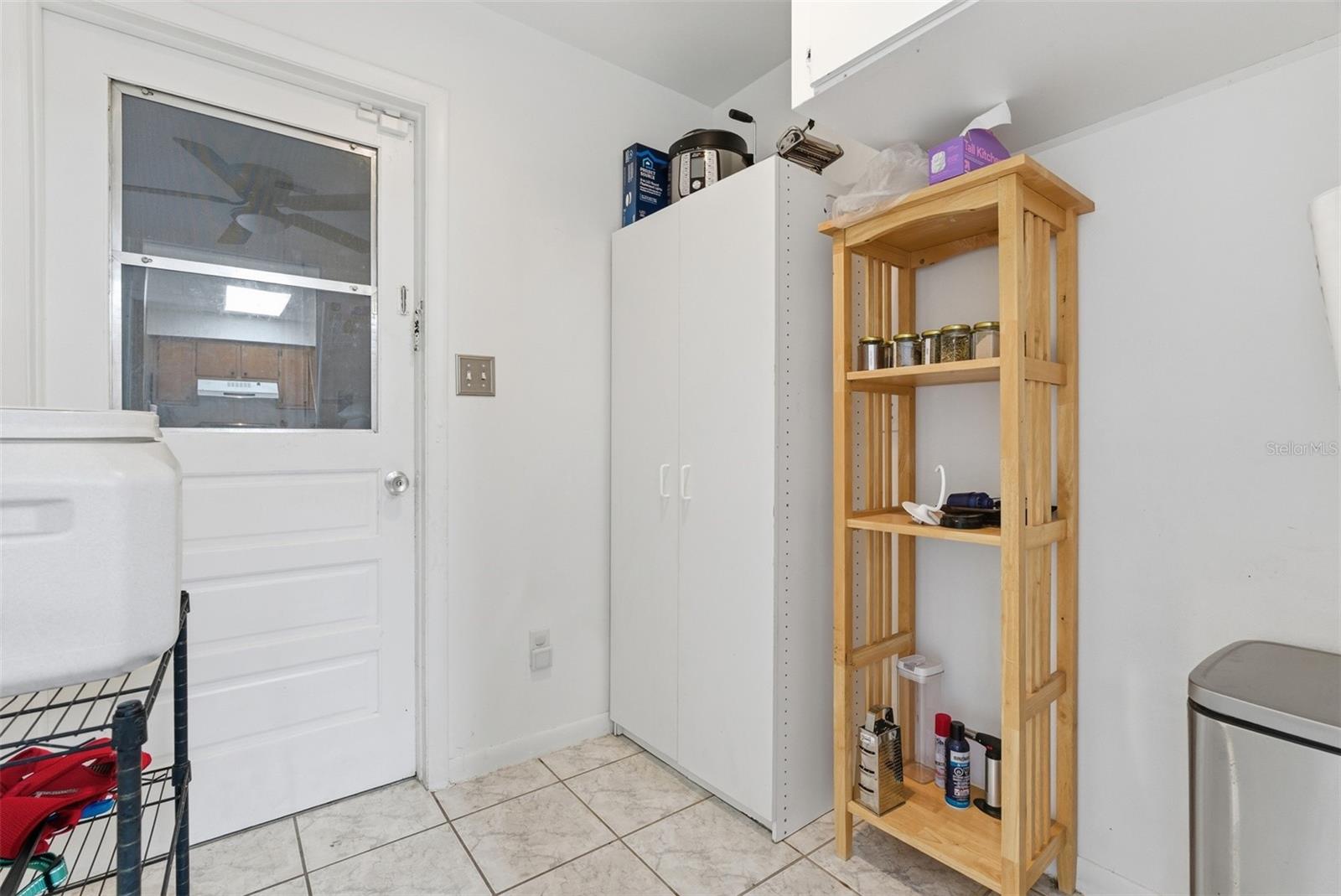 LAKE CARROLL MANOR - Residential