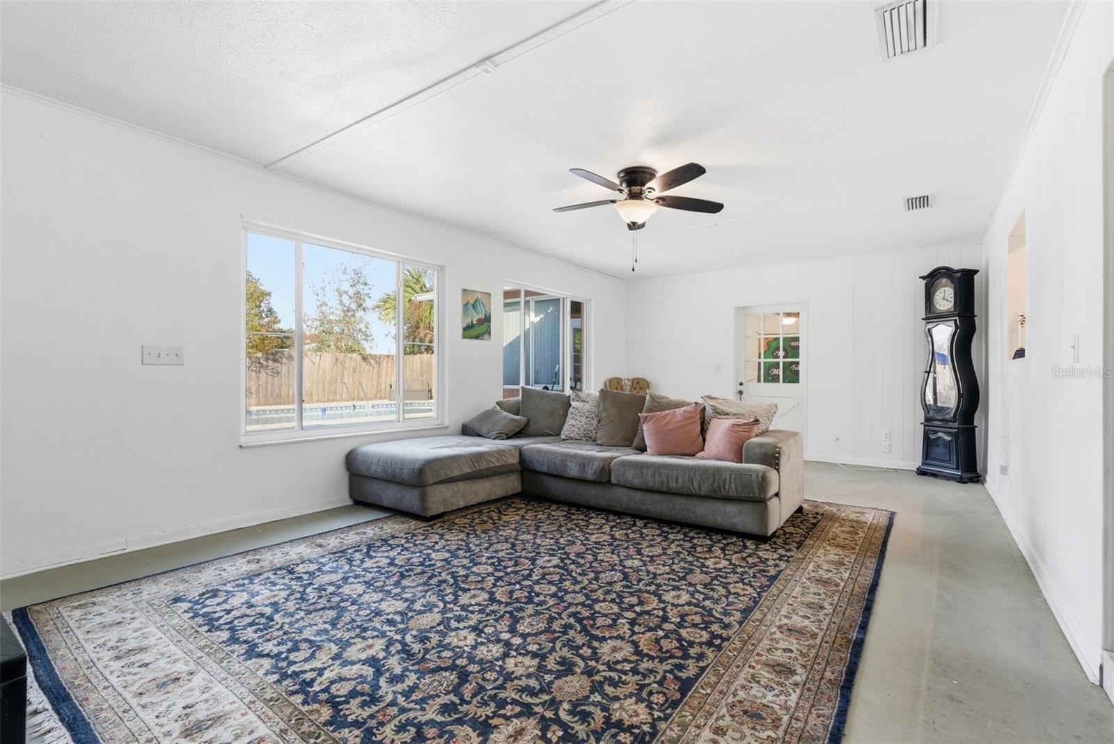 LAKE CARROLL MANOR - Residential