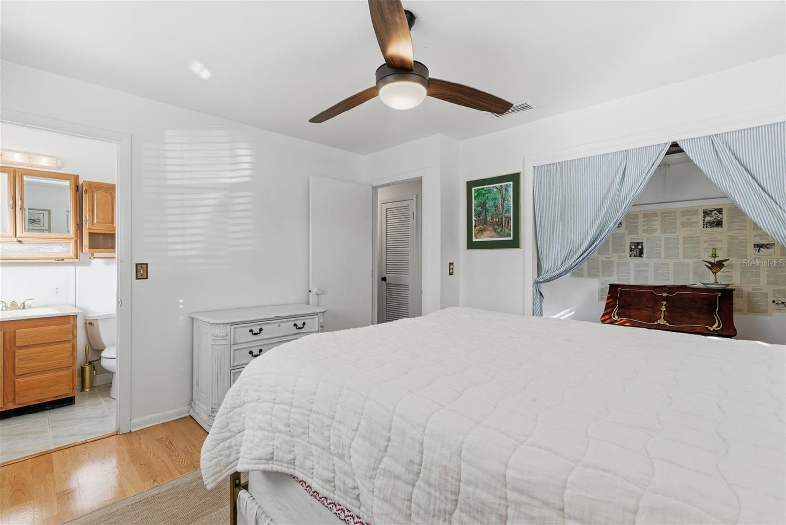 LAKE CARROLL MANOR - Residential