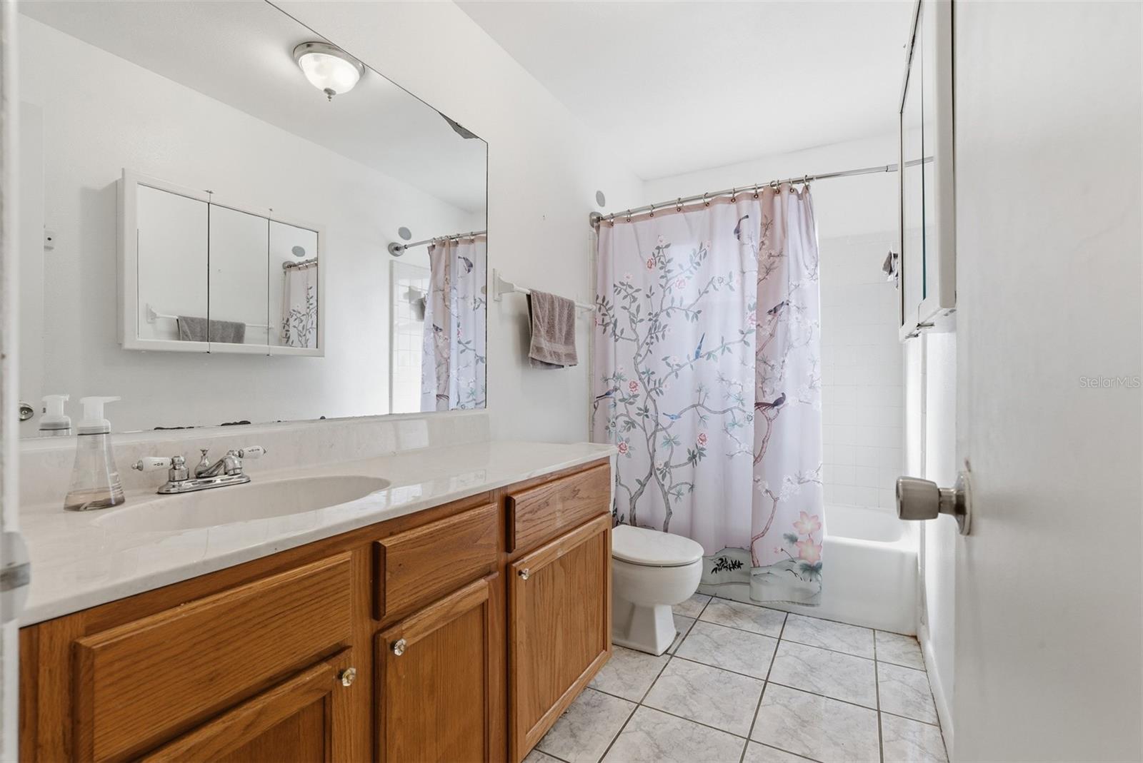 LAKE CARROLL MANOR - Residential